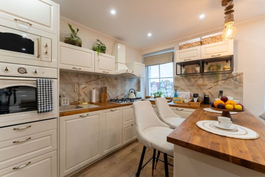 Kuchnia - Złoty Jelonek - Stylowy Apartament  na  Rynku w Jeleniej Górze