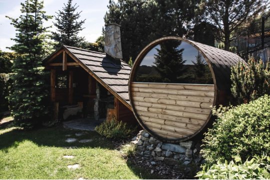 Chaty Wichrowe Wzgórze