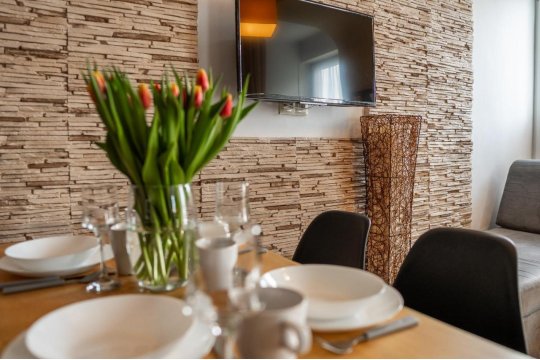 MAX Apartamenty - Pokoje - Domki - Restauracja - Basen