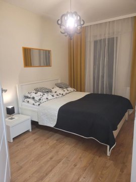 APARTAMENT-SADOWA
