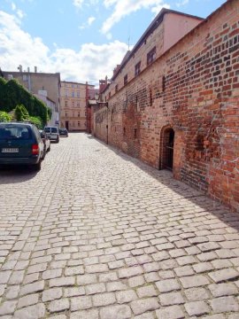 Mur 4 - Apartament z patio