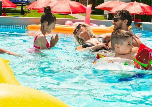 Holiday Park Zator - Domki 100 metrów od Parku Energylandia z basenem i jacuzzi!