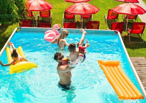 Holiday Park Zator - Domki 100 metrów od Parku Energylandia z basenem i jacuzzi!