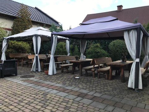 Arkadia Gościniec-klima,parking,ogród