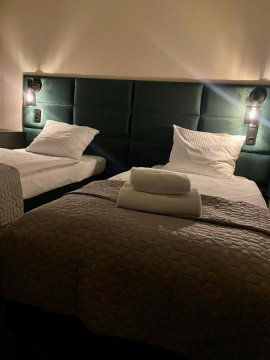 Hotel "Księżyc" w Świebodzicach