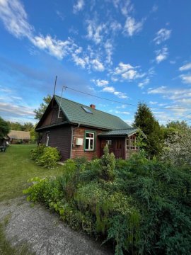 Dom na skraju Puszczy Białowieskiej