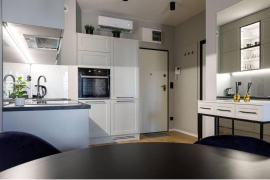 Golden Apartments Wroclaw - Great Location - Cozy and Bright&JanaPawla19