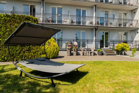 Willa Alexandria - Domki, Apartamenty i Pokoje z Basenem Blisko Morza