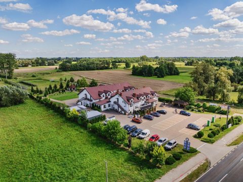 GOŚCINIEC ZACISZE - pokoje & restauracja blisko A2 Dąbie - Uniejów