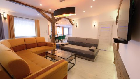 Aparthotel Zabrze, Apartamenty w Centrum z prywatnym parkingiem - Sylwester