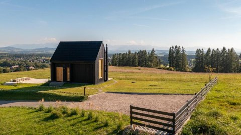 PrzyStań nad Listepką domek nowoczesna stodoła z widokiem na Tatry, Gorce i Pieniny - Sylwester