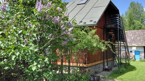 Karolówka Nad Osławą apartament na wyłączność z dużym ogrodem nad rzeką.