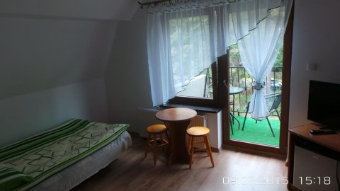Pokoje i domki 2, 3, 4 - osobowe | 100 metrów do plaży