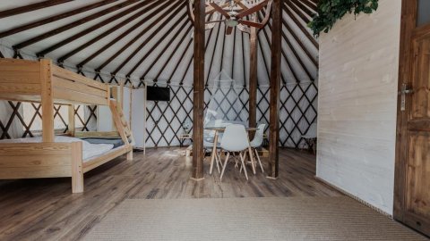 Aloha Glamp - nocleg w jurcie, baseny, jacuzzi - Energylandia - Sylwester