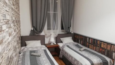 Lorf Hostel&Apartments | 800 metrów od Starego Miasta