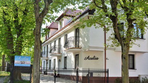 Azalia blisko morza, promenady, parking