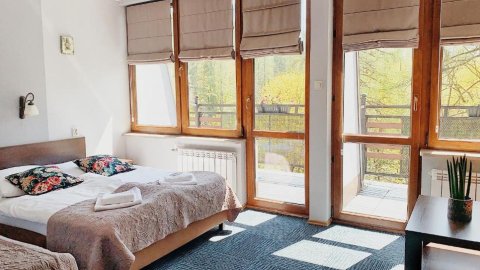 POLARIS H R & A |  pokoje z widokiem na Pieniny | taras  - Sylwester