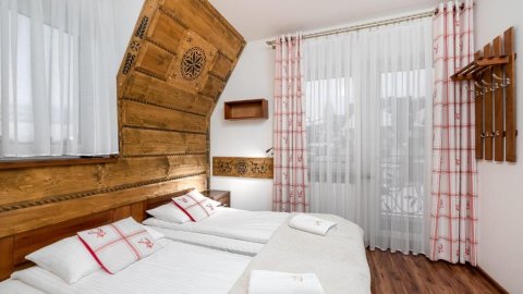 Willa Pod Reglami Małe Ciche - Sylwester