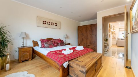 Złoty Jelonek - Stylowy Apartament  na  Rynku w Jeleniej Górze