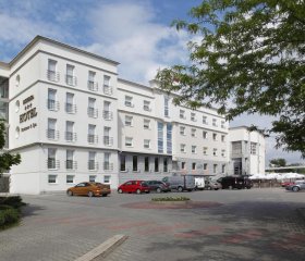 Hotel Iskierka Business & Spa