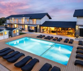 SEO2 Rewal - Apartamenty z osobnym wejściem, grzany basen, darmowe sauny, parking, grill, wifi