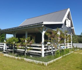 Szary Domek 1 jacuzzi komienk sauna klimatyzacja jezioro