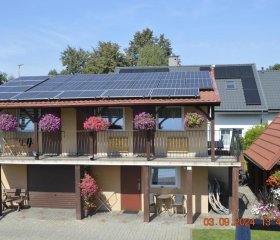 Apartamenty i pokoje u Kryni