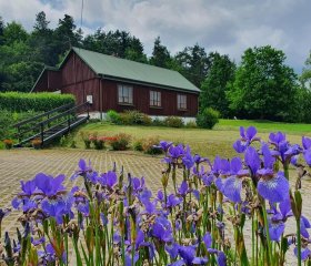 Świętokrzyska Chata Biegacza - dom przy szlaku