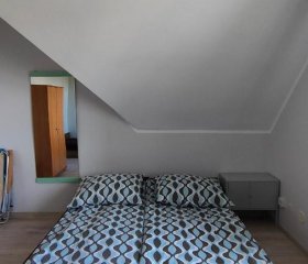 Pokoje blisko morza przy promenadzie