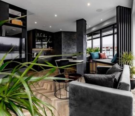 Moon Apartment