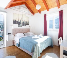 Cosmai Residence