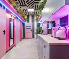 VICE CITY Hostel