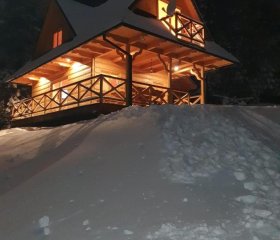 Domek w górach pod Jodłami