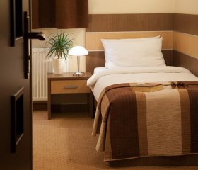 Hotel Sleep | noclegi w spokojnej okolicy Wrocławia