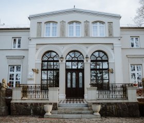 Dwór Lisewo
