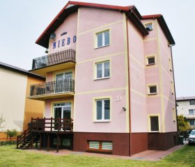 Pokoje idealne dla rodzin wypoczynek w spokojnej dzielnicy bon turystyczny