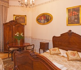 Metropolitan Apartments