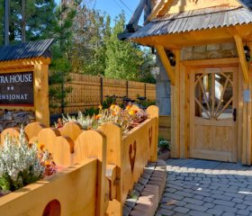 Pensjonat Tatra House**