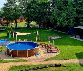 Domki letniskowe i pokoje "ZIELONA PRZYSTAŃ"