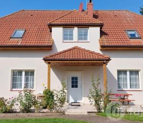 Dom Rumianek. Apartamenty i pokoje dla rodzin 6 minut do morza