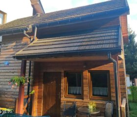 Domek, apartamenty całkowicie ogrodzone, w Ustroniu Morskim 350 m od plaży