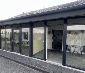 Zapraszamy do wynajmu naszych komfortowych pokoi 4-osobowych z prywatnymi 