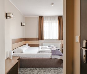 Hotel Sleep | noclegi w spokojnej okolicy Wrocławia