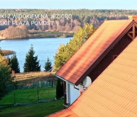 Dom z pięknymi widokami na jezioro ryńskie ilasy.