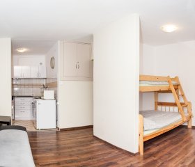 Studio we Wrocławiu 3 minuty od rynku.