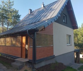 Domek na zboczu Kistowo z Balią