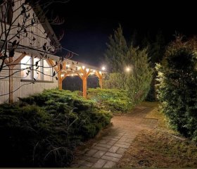 Biały Domek Becejły