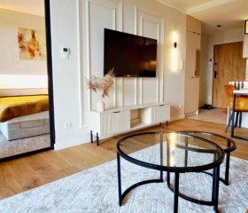 9th Floor Apartament 95 - obok galerii echo