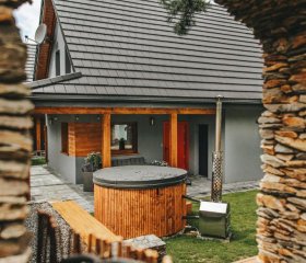 Skrzaci zakątek - domek z prywatną balią z jacuzzi
