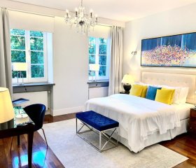 MONDRIAN Luxury Suites & Apartments Market Square I